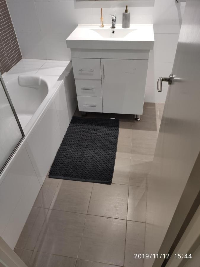 Mascot Clean Bedroom Sydney Exterior photo